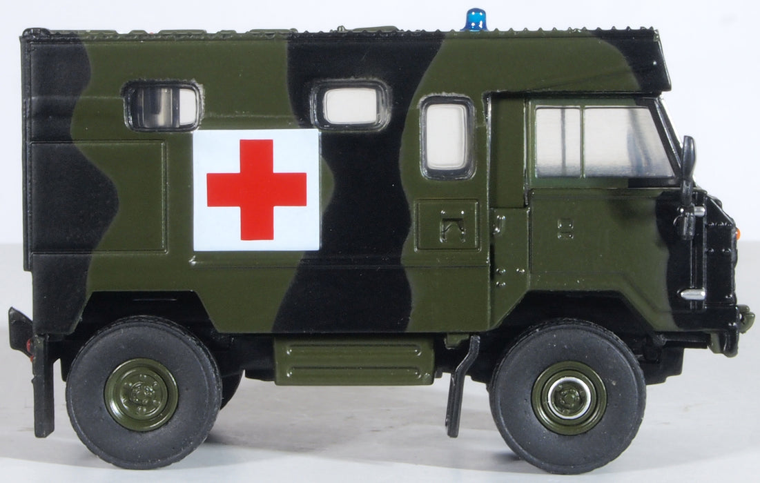 Oxford Diecast Baor British Army Of The Rhine 1990 Land Rover FC Amb 76LRFCA004