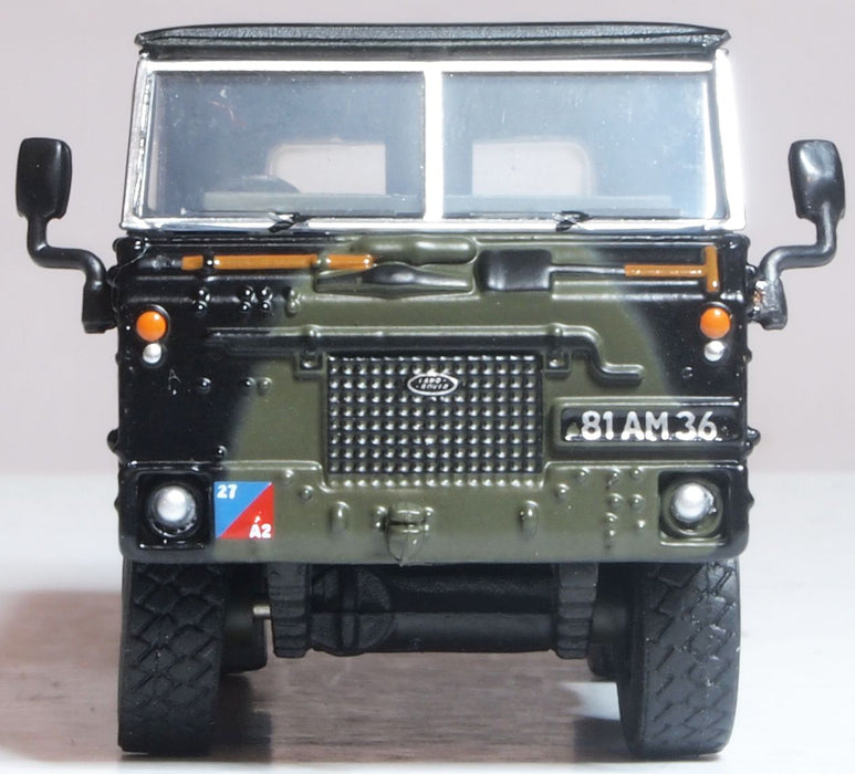 Oxford Diecast No 27 Squadron RAF Leuchars Land Rover FC GS