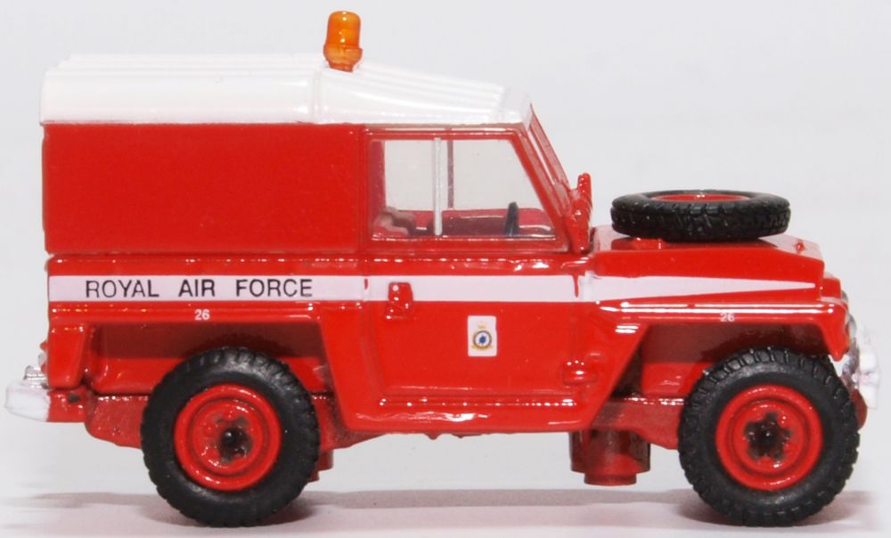 Oxford Diecast Land Rover 1/2 Ton Lightweight RAF- Red Arrows 76LRL003
