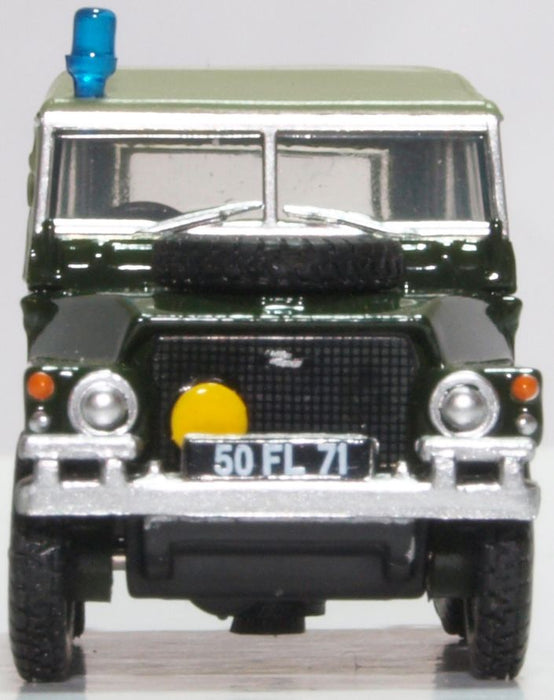 Oxford Diecast Royal Navy Land Rover Lightweight 76LRL009