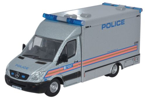 Oxford Diecast Mercedes Explosives Ordnance Disposal Police 76MA003
