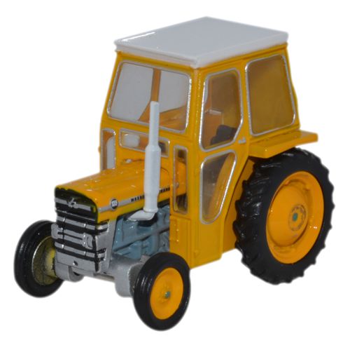 Oxford Diecast Massey Ferguson 135 Yellow - 1:76 Scale 76MF002