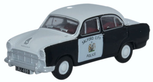 Oxford Diecast Morris Oxford Salford City Police 76MO006