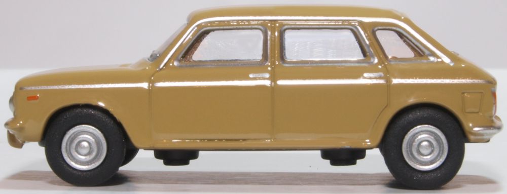 Oxford Diecast Austin Maxi Harvest Gold 76MX003