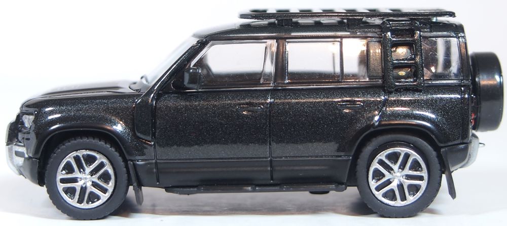 Oxford Diecast New Defender 110 Explorer Santorini Black