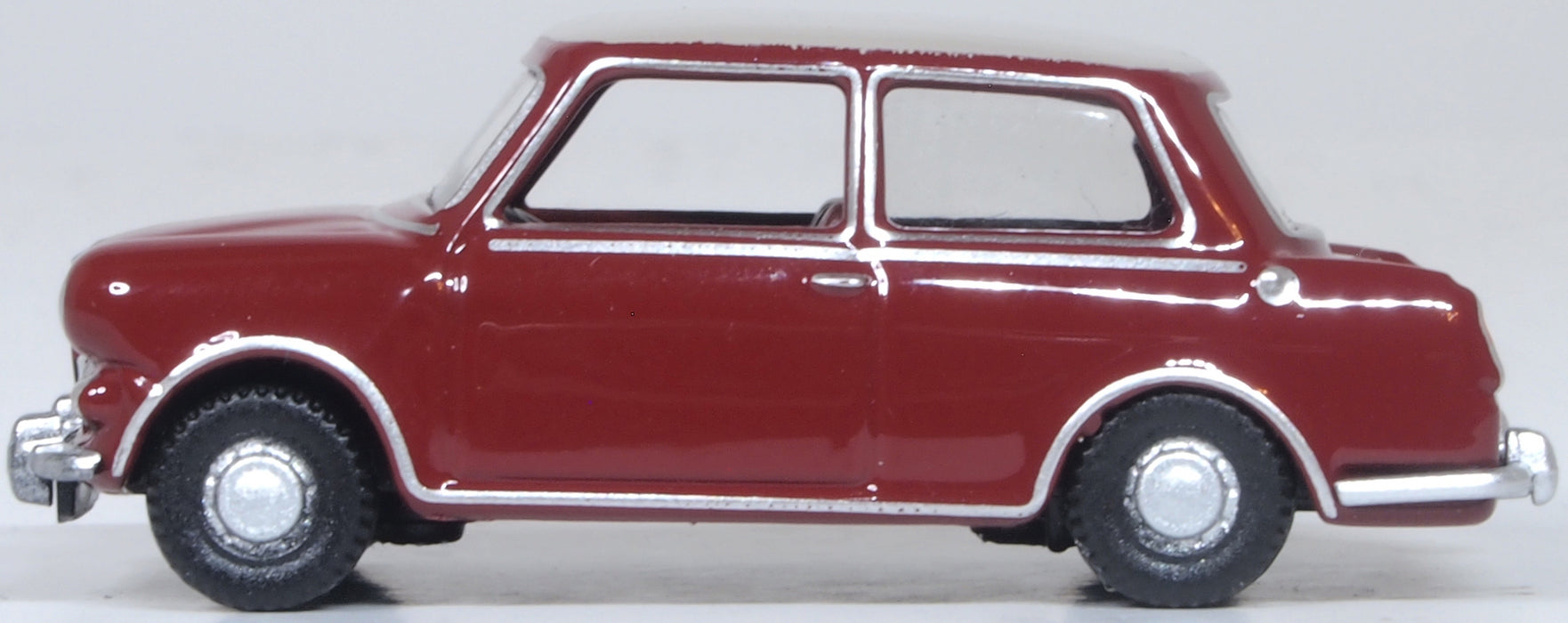 Oxford Diecast Damask Red Whitehall Beige Riley Elf MKIII 1:76 Scale.76RE004