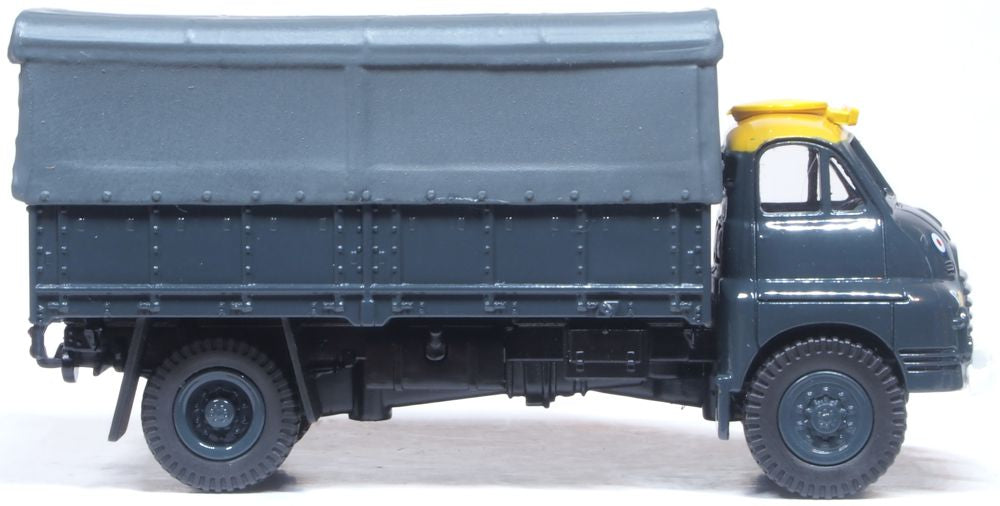 Oxford Diecast Bedford RL RAF Kinloss Mountain Rescue 76RL001 Right
