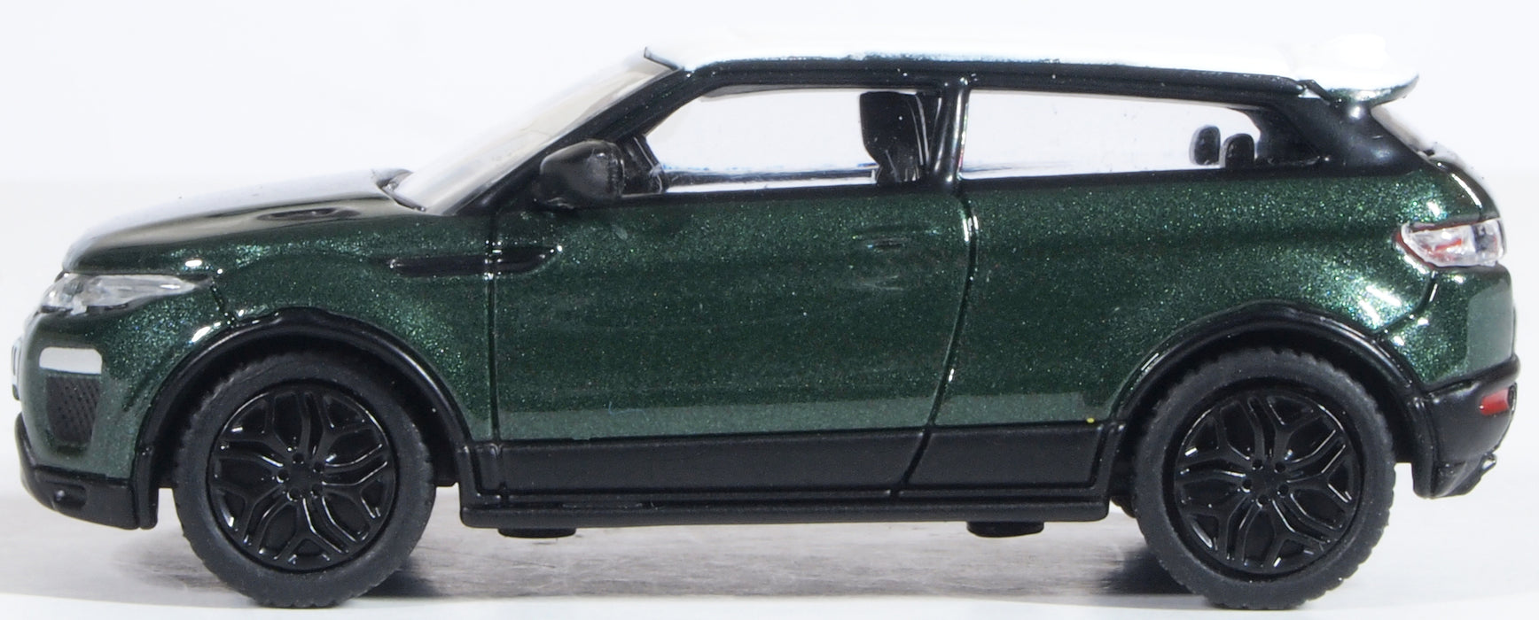 Oxford Diecast Aintree Green Range Rover Evoque Coupe 76RRE003
