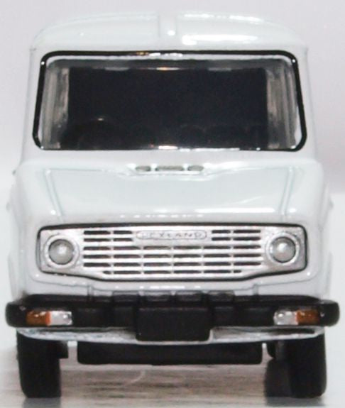 Sherpa Van White 1:76 76SHP010