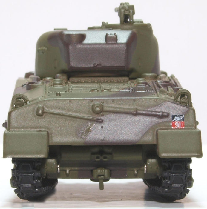 Oxford Diecast Sherman MKII 18 Arm.reg -4th Nz Arm.brg.italy 1944 76SM003