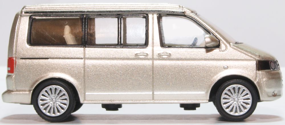 Oxford Diecast Sand Beige VW T5 Camper 76T5C003