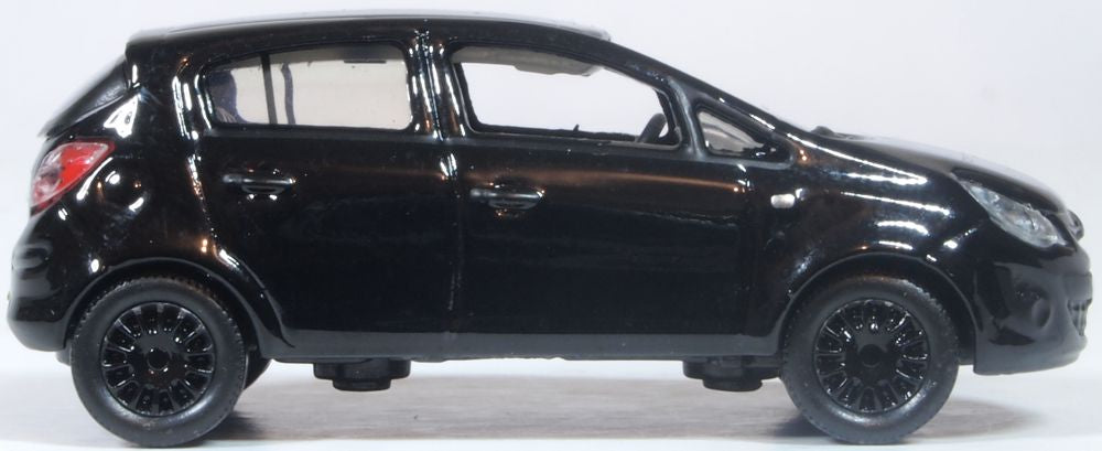 Oxford Diecast Black Vauxhall Corsa 76VC004