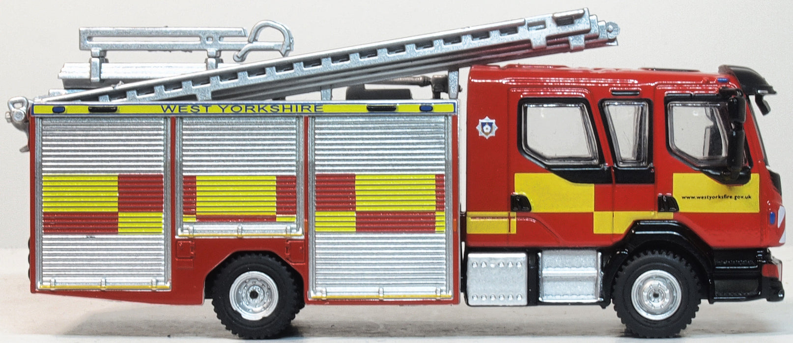 Oxford Diecast Volvo FL Emergency One Pump Ladder West Yorkshire 76VEO001