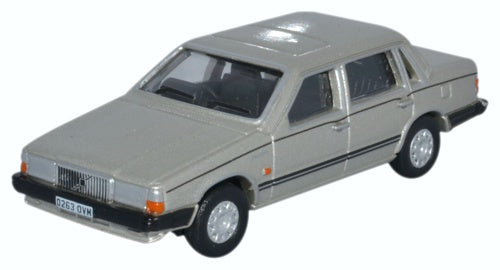 Oxford Diecast Volvo 760 Gold Metallic 76VO001