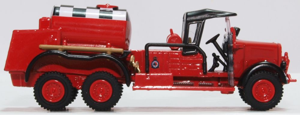 Oxford Diecast Ford WOT1 Crash Tender Raf Catterick (red) 76WOT002