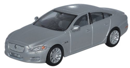 Oxford Diecast Jaguar XJ Saloon Rhodium Silver - 1:76 Scale 76XJ004