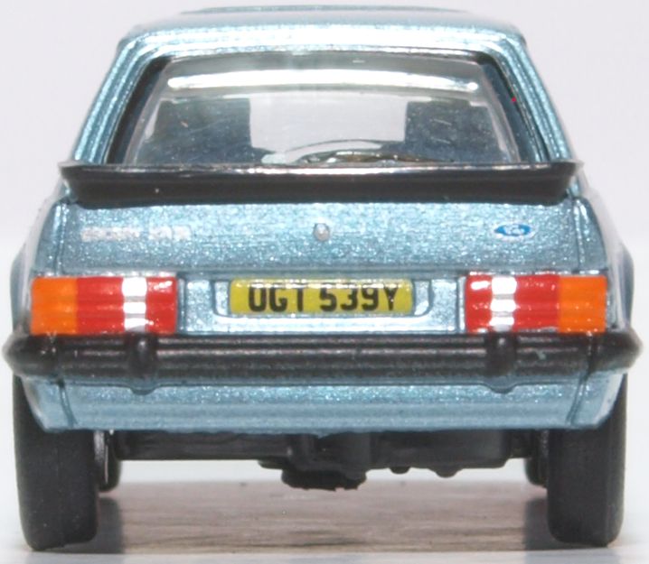 Oxford Diecast Ford Escort XR3i Caspian Blue 76XR006