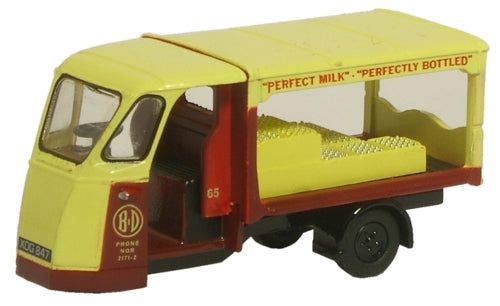 Oxford Diecast Wales & Edwards Standard Milk Float - 1:76 Scale 76WE003