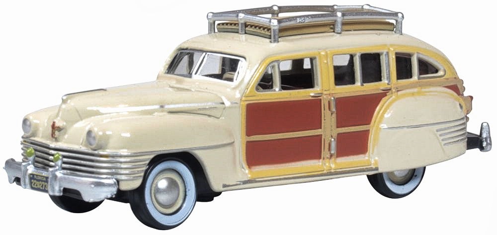 Oxford Diecast Chrysler T & C Woody Wagon 1942 Catalina Tan 1:87 Scale. 87CB42003