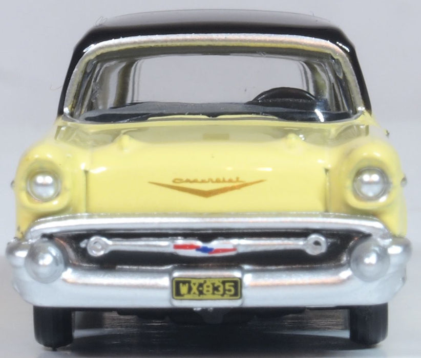 Oxford Diecast Chevrolet Nomad 1957 Colonial Cream/onyx Black