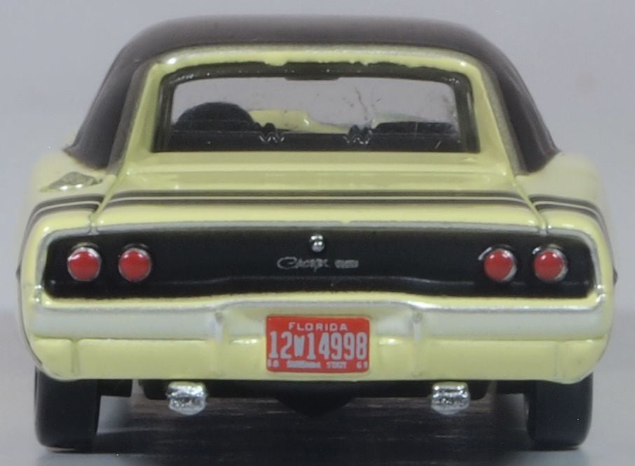 Oxford Diecast Dodge Charger 1968 Yellow/black
