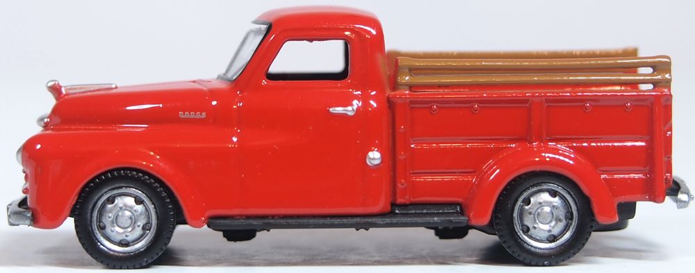 Oxford Diecast Dodge B-1B Pick Up 1948 Truck Red