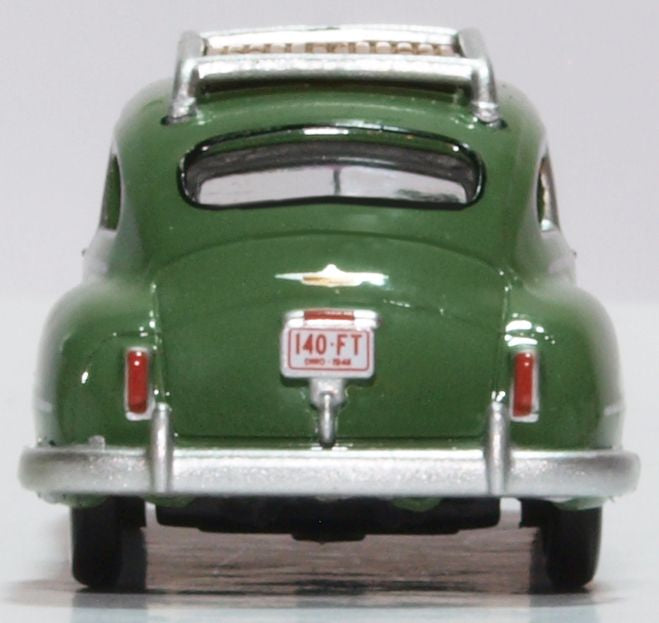 Oxford Diecast Desoto Suburban 1946-48 Noel Green 87DS46001