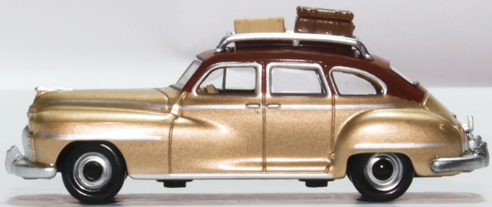Oxford Diecast Desoto Suburban 1946 Rhythm Brown/trumpet Gold 87DS46003