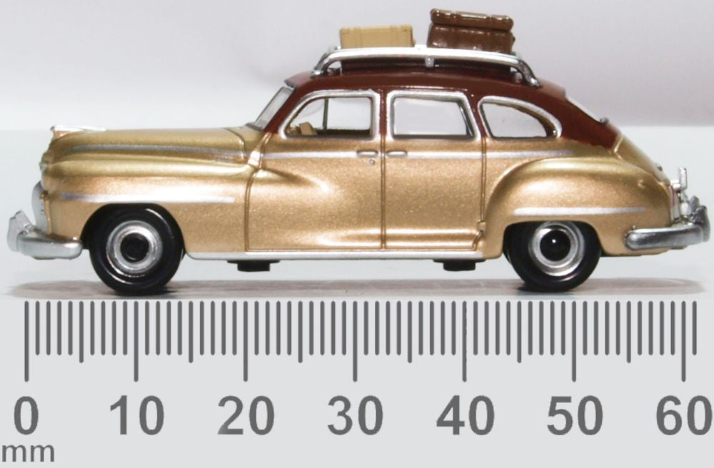 Oxford Diecast Desoto Suburban 1946 Rhythm Brown/trumpet Gold 87DS46003