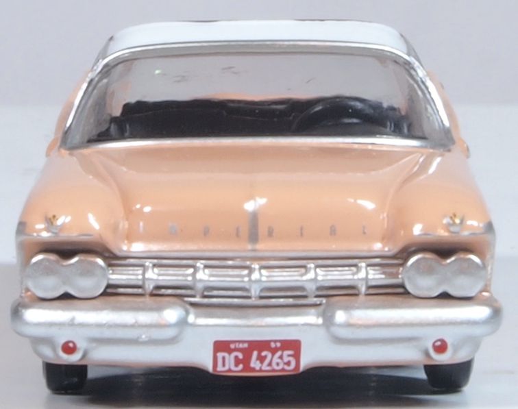 Oxford Diecast Imperial Crown 2 Door Hardtop 1959 Persian Pink