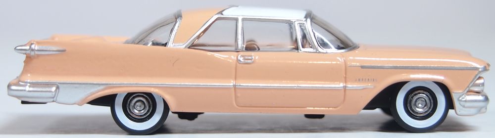 Oxford Diecast Imperial Crown 2 Door Hardtop 1959 Persian Pink