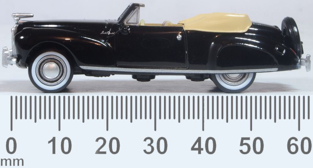 Oxford Diecast Lincoln Continental 1941 Black and Tan
