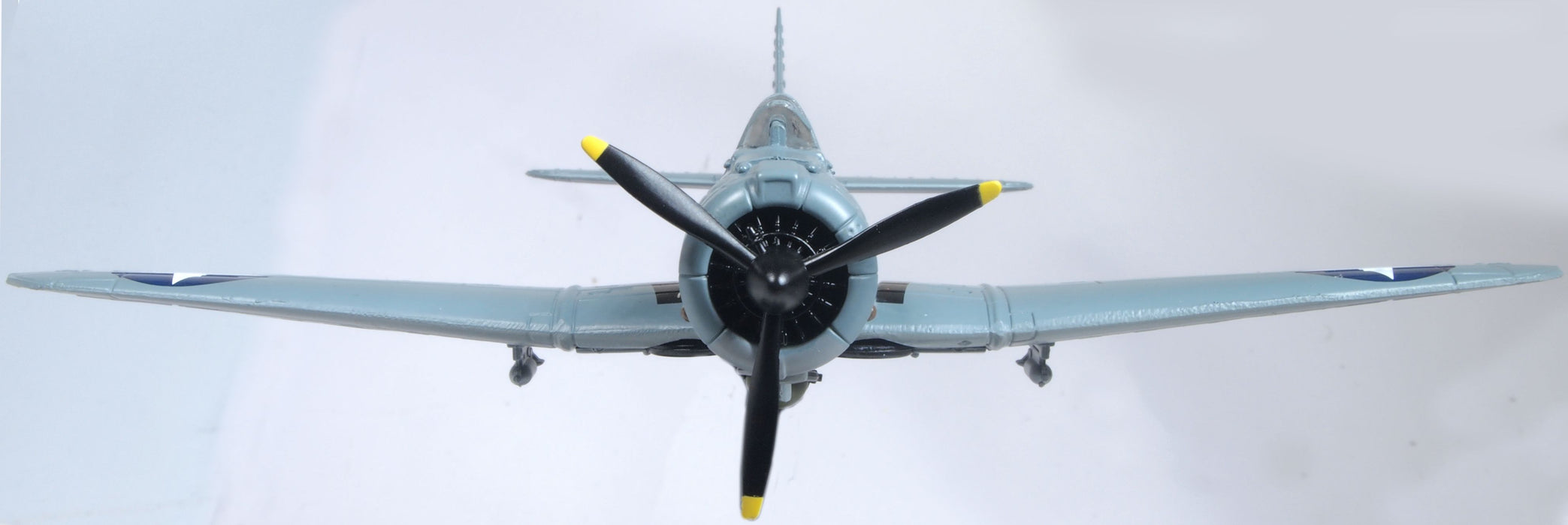 Oxford Diecast Douglas Dauntless VMSB-233 Sister Guadalcanal 1943