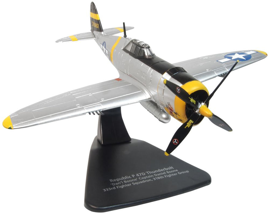 Oxford Diecast P-47 Thunderbolt 333rd FS318FG - Capt Daniel Boone AC117