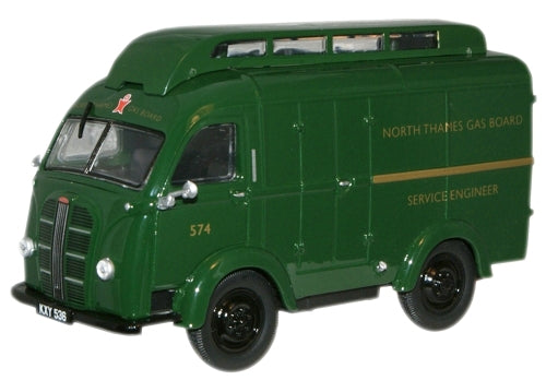 Oxford Diecast North Thames Gas Austin K8 Van - 1:43 Scale AK009