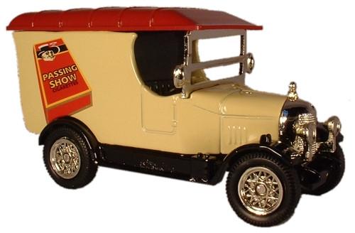 OXFORD DIECAST CIG059 Passing Show Oxford Originals Non Scale Model Cigarettes Theme
