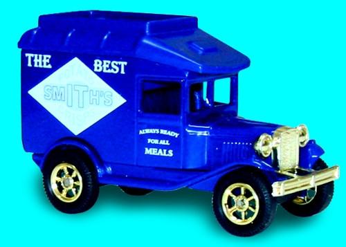 OXFORD DIECAST CS029 Smiths Crisps Oxford Originals Non Scale Model Corner Shop Theme
