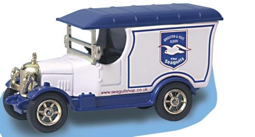 OXFORD DIECAST F005 Brighton & Hove Oxford Originals Non Scale Model Football Theme