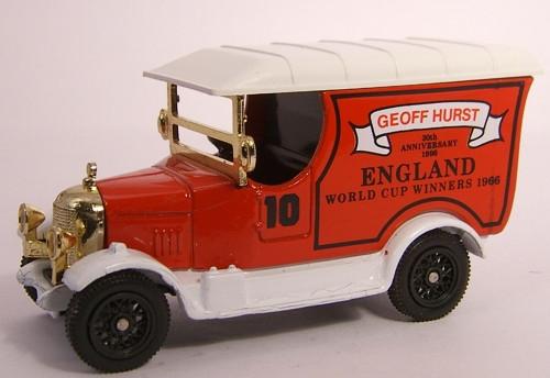 OXFORD DIECAST FB08 G.HURST 10 Oxford Originals Non Scale Model Football Theme