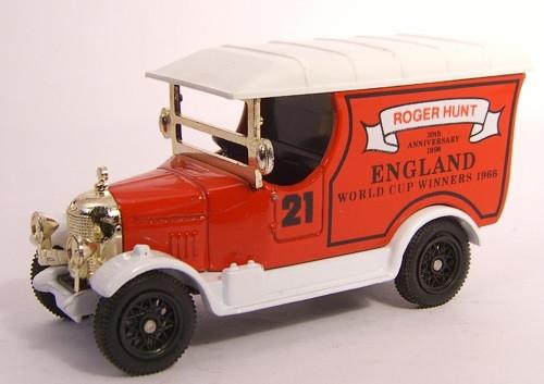 OXFORD DIECAST FB12 R.HUNT 21 Oxford Originals Non Scale Model Football Theme
