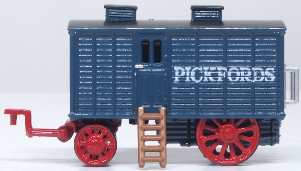Oxford Diecast Pickfords Living Wagon