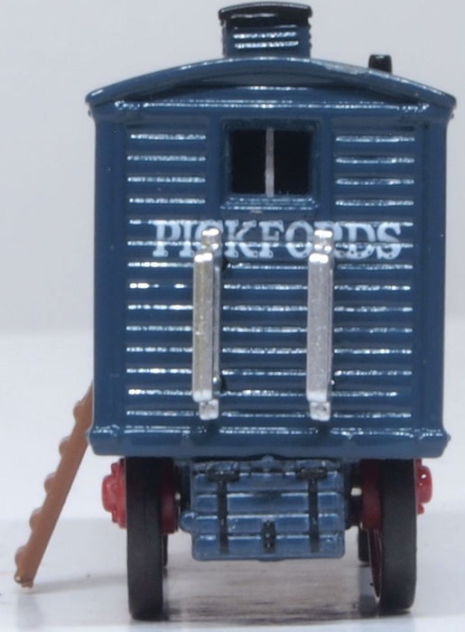 Oxford Diecast Pickfords Living Wagon