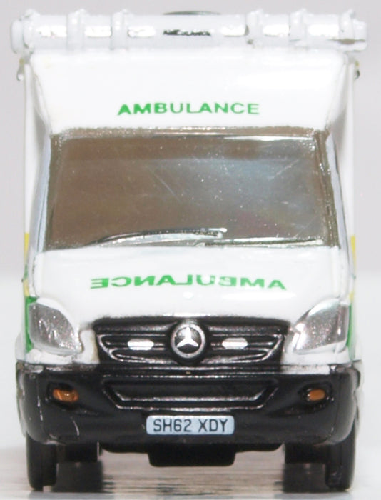 Oxford Diecast Mercedes Ambulance Scottish Ambulance Service NMA004