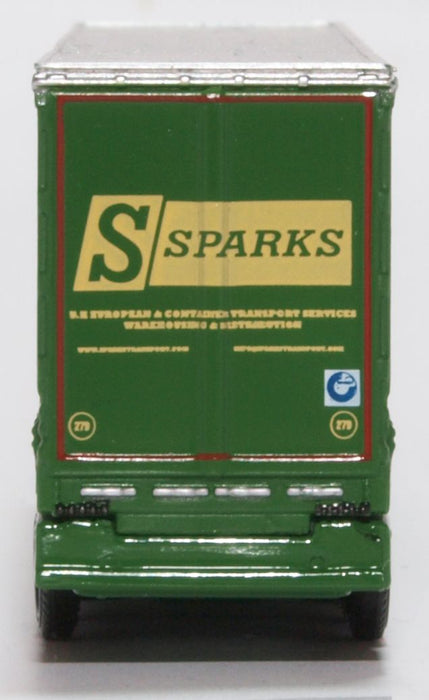 Oxford Diecast Mercedes Actros Curtainside Sparks NMB006