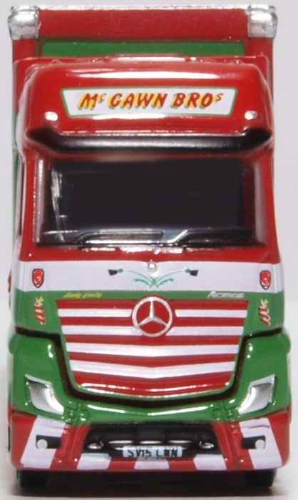 Oxford Diecast Mercedes Actros Curtainside Mcgawn Bros NMB007