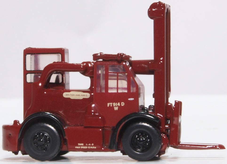 Oxford Diecast Shelvoke & Drewry Freightlifter British Rail Crimson NSDF002