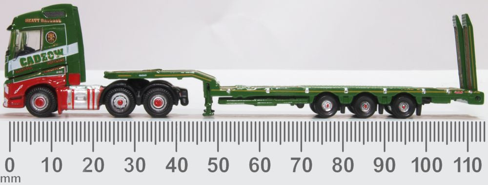 Oxford Diecast Volvo FH4 Semi Low Loader Cadzow NVOL4007