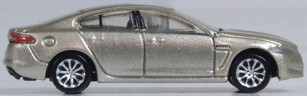 Oxford Diecast Jaguar XF Cashmere NXF003
