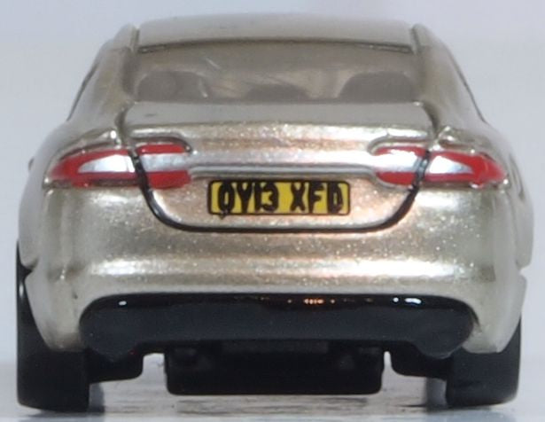 Oxford Diecast Jaguar XF Cashmere NXF003