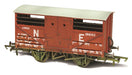 Oxford Rail Cattle Wagon Lime Washed LNER 196152 OR76CAT003W
